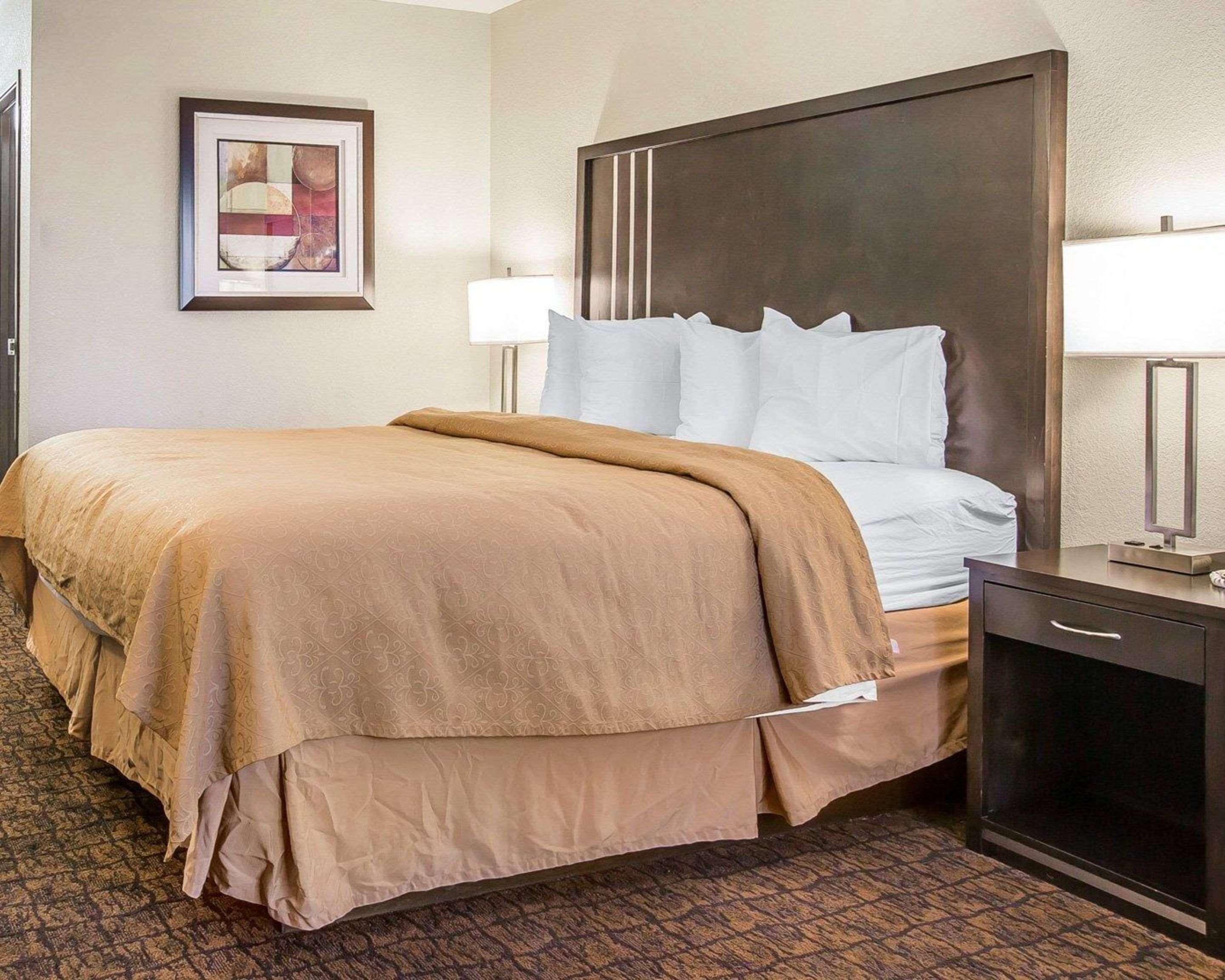 Quality Inn & Suites Woodland - Sacramento Airport Exteriér fotografie