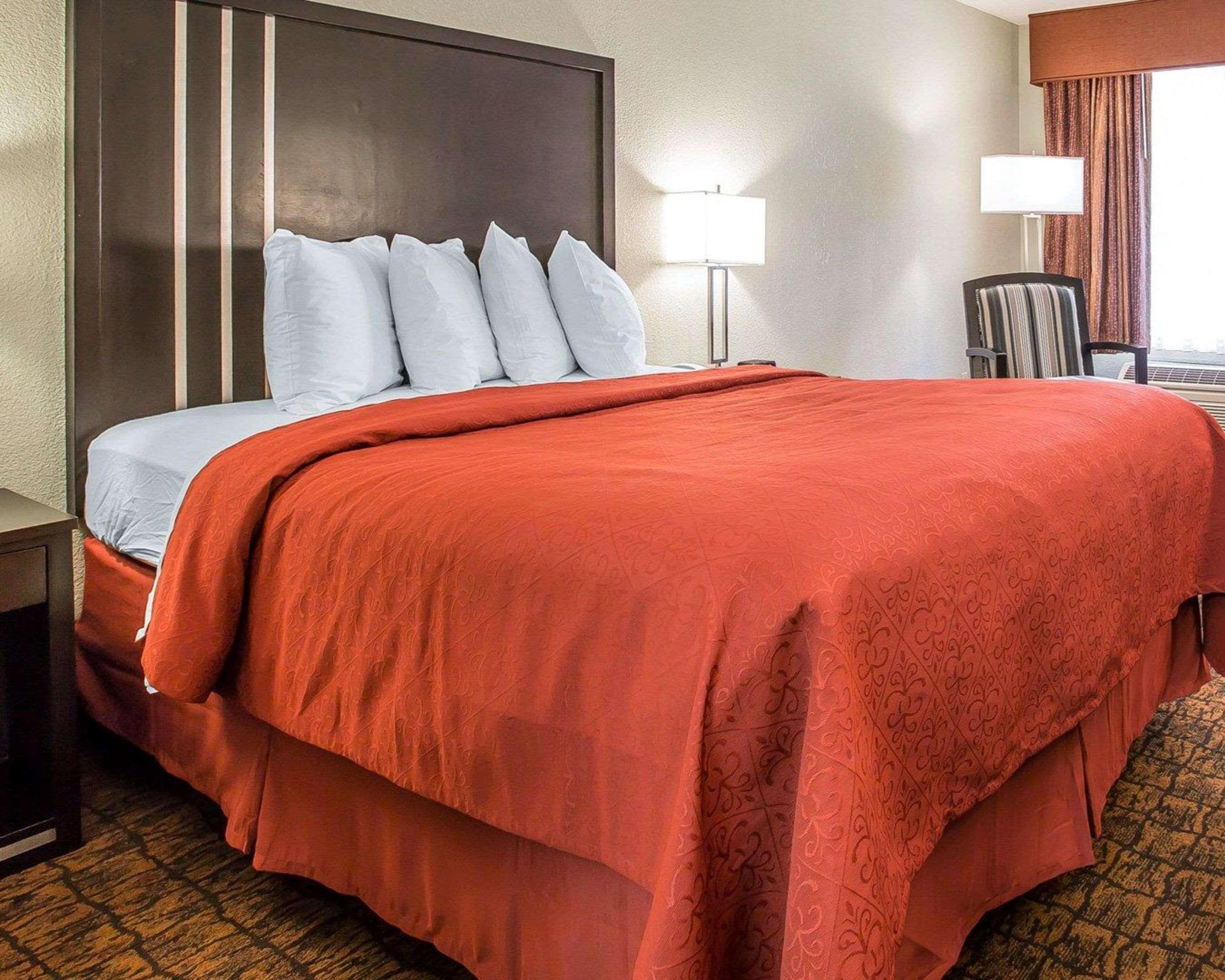 Quality Inn & Suites Woodland - Sacramento Airport Exteriér fotografie