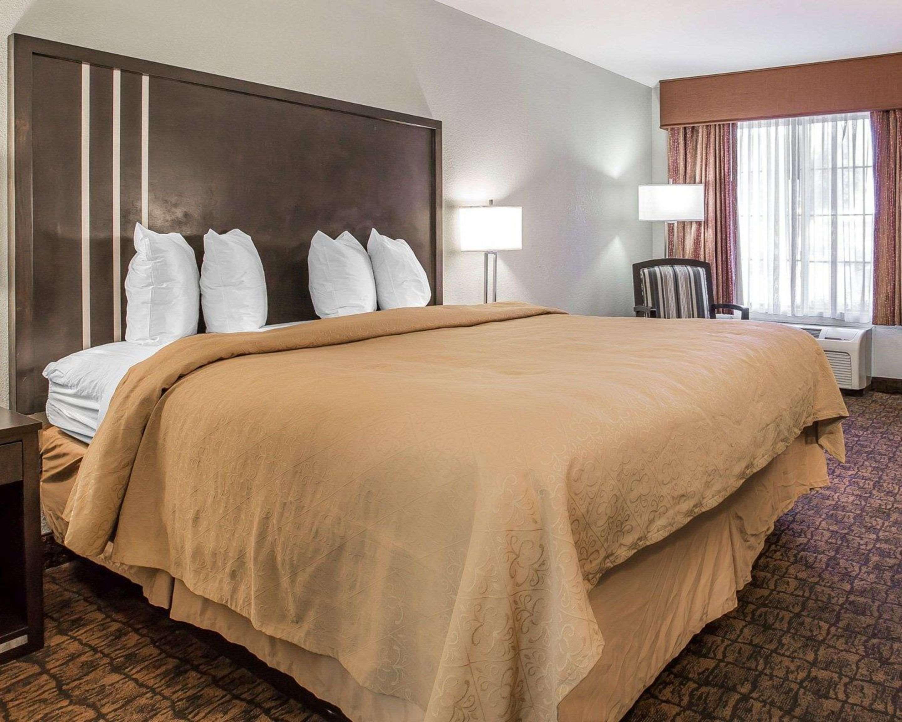 Quality Inn & Suites Woodland - Sacramento Airport Exteriér fotografie
