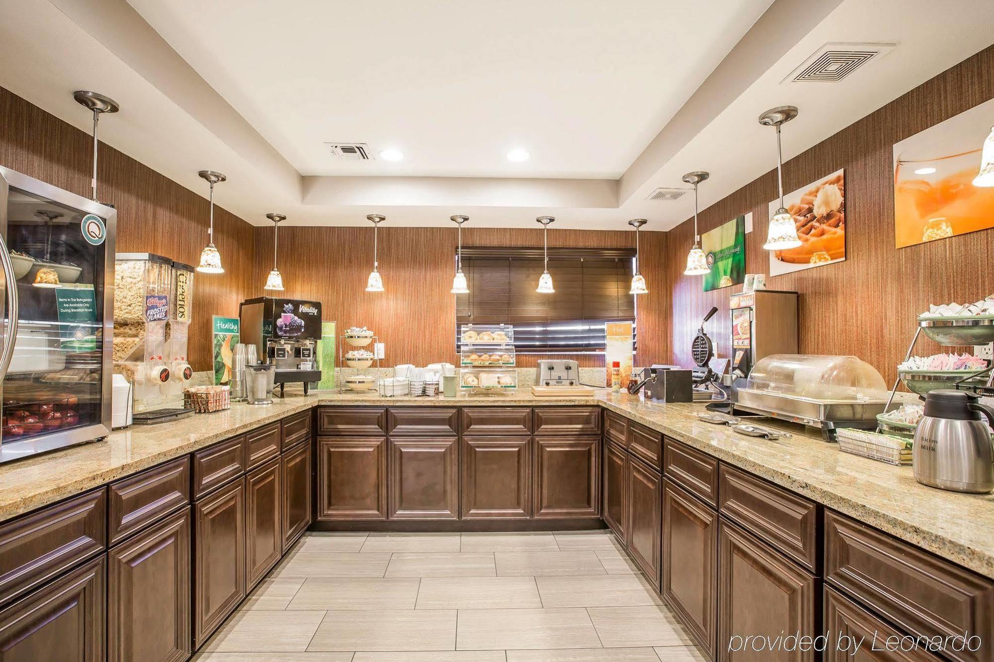 Quality Inn & Suites Woodland - Sacramento Airport Exteriér fotografie