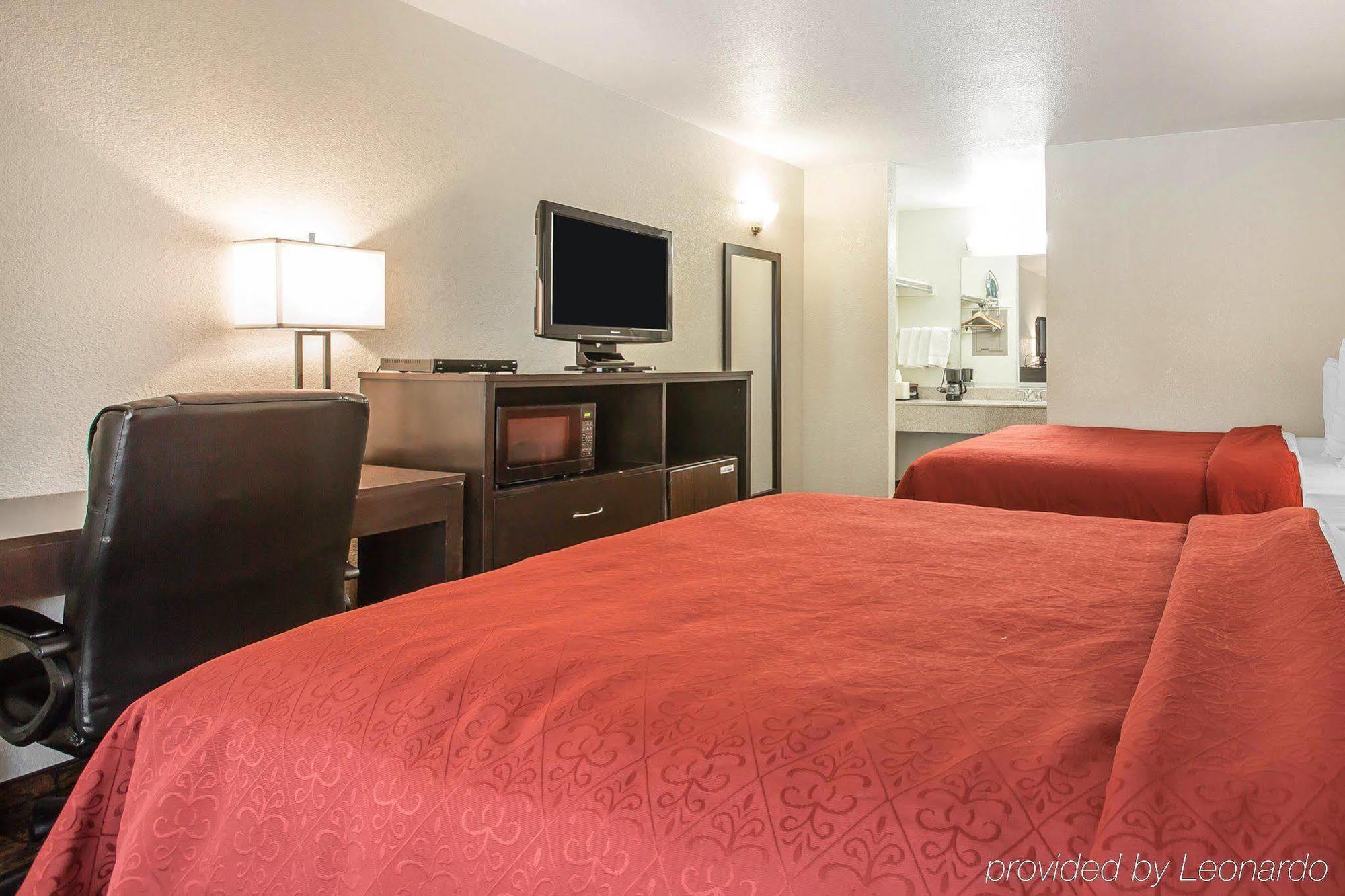 Quality Inn & Suites Woodland - Sacramento Airport Exteriér fotografie