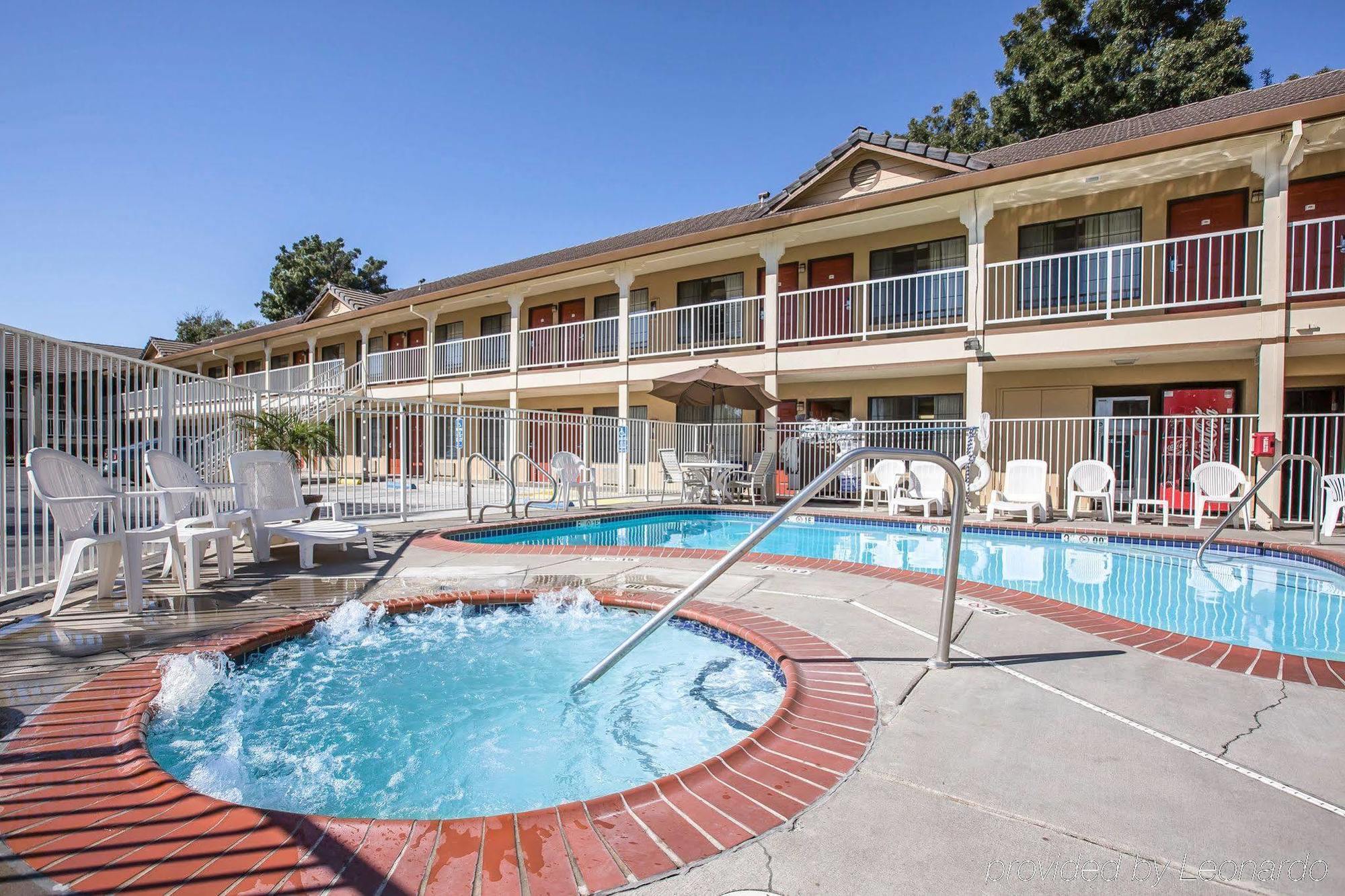 Quality Inn & Suites Woodland - Sacramento Airport Exteriér fotografie